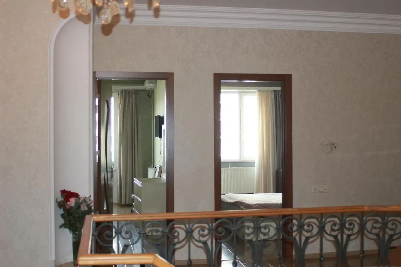 Hotel Sunshine355 Tbilisi Georgien