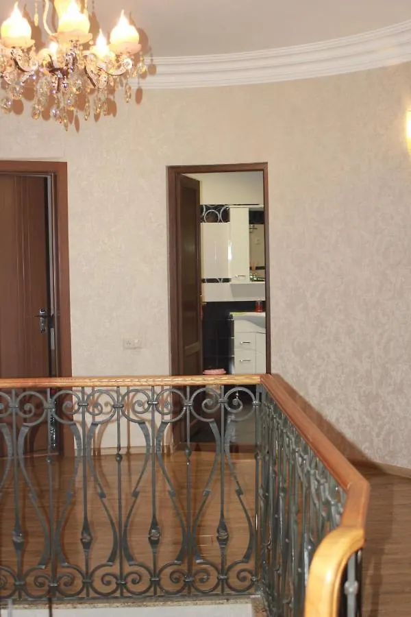 Hotel Sunshine355 Tbilisi 0*,  Georgien