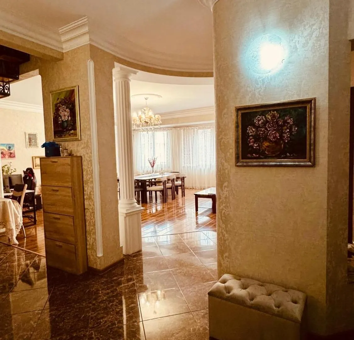 Hotel Sunshine355 Tbilisi