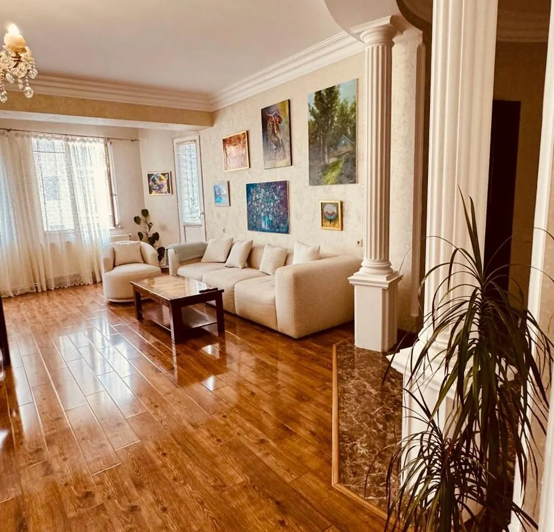 Hotel Sunshine355 Tbilisi